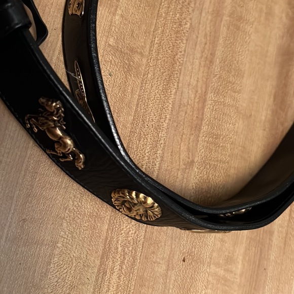 Gucci GG Animal Stud Black Leather Belt- size 120cm - Picture 3 of 15